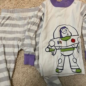 Hanna Andersson Buzz Lightyear pajamas size 3 (90)